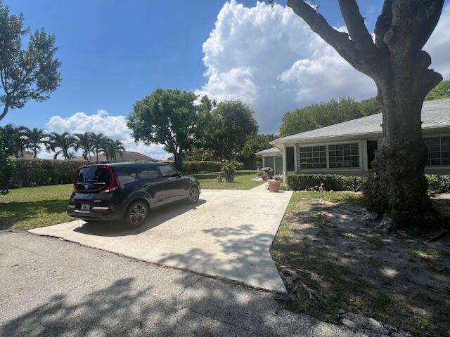 LIMETREE CONDO - Residential