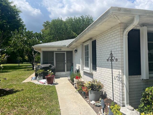 LIMETREE CONDO - Residential