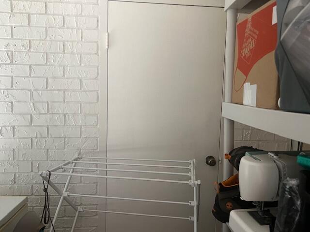 LIMETREE CONDO - Residential