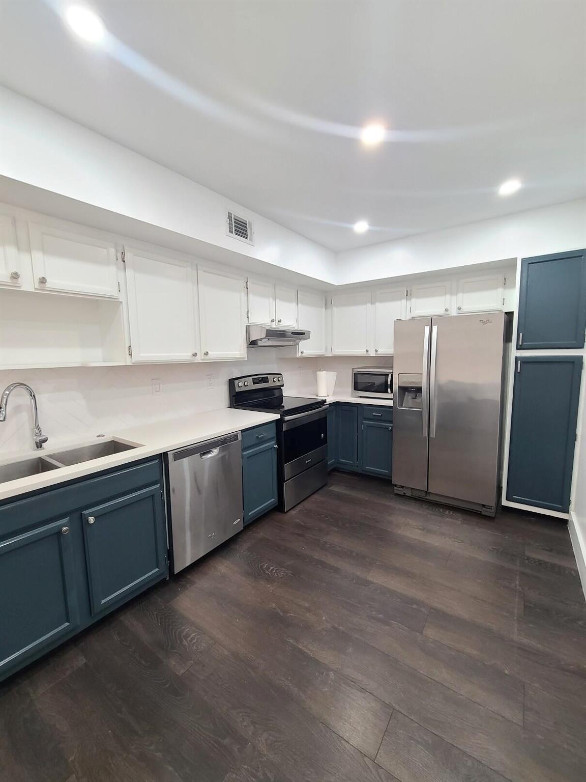 3190 Leewood Terrace L203