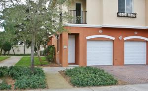 VILABELLA CENTRAL PARK CO - Residential Lease