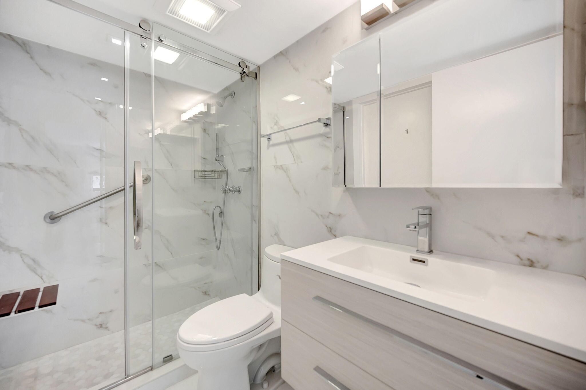 BRICKELL KEY II CONDO - Residential