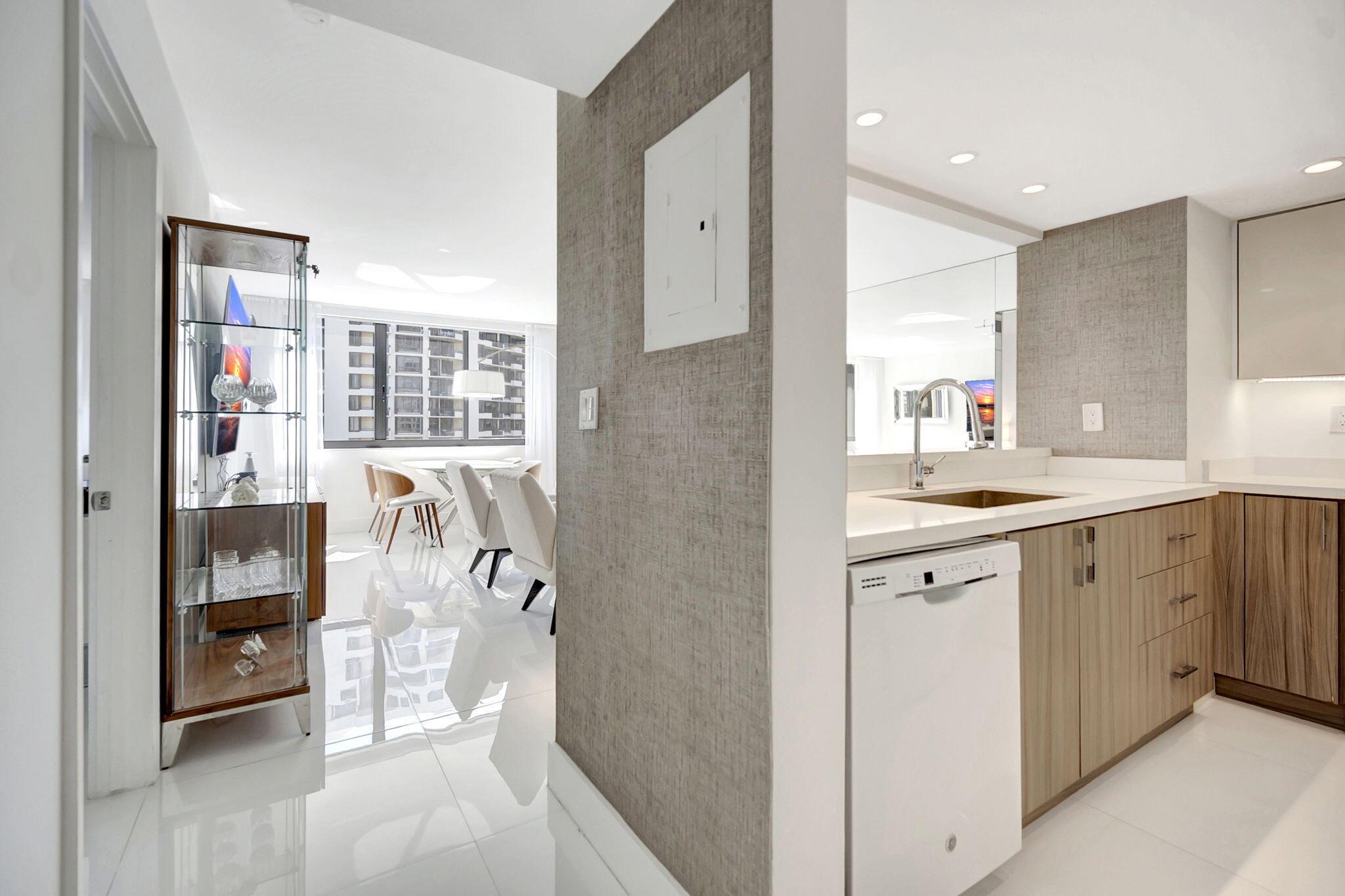 540 Brickell Key Drive 919