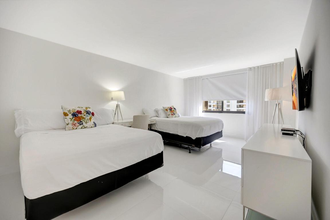 BRICKELL KEY II CONDO - Residential