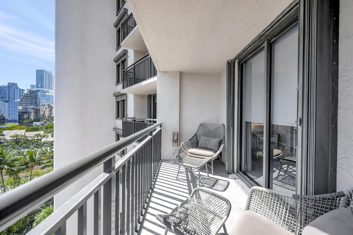 BRICKELL KEY II CONDO - Residential