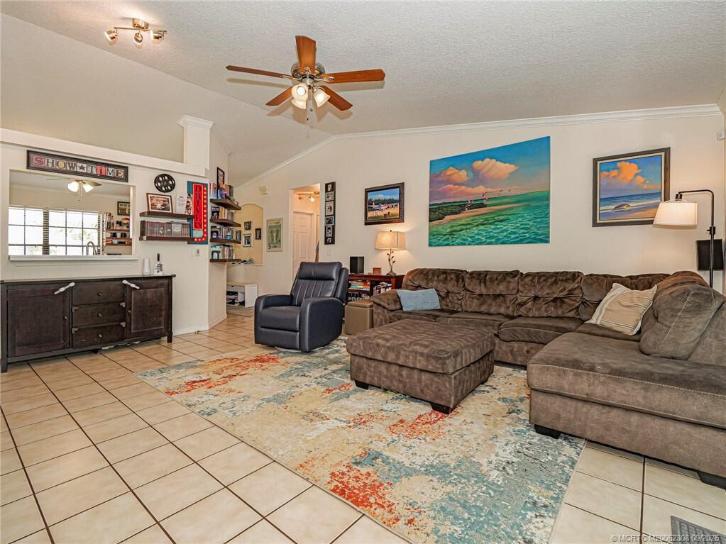 PORT ST LUCIE SECTION 14 - Residential