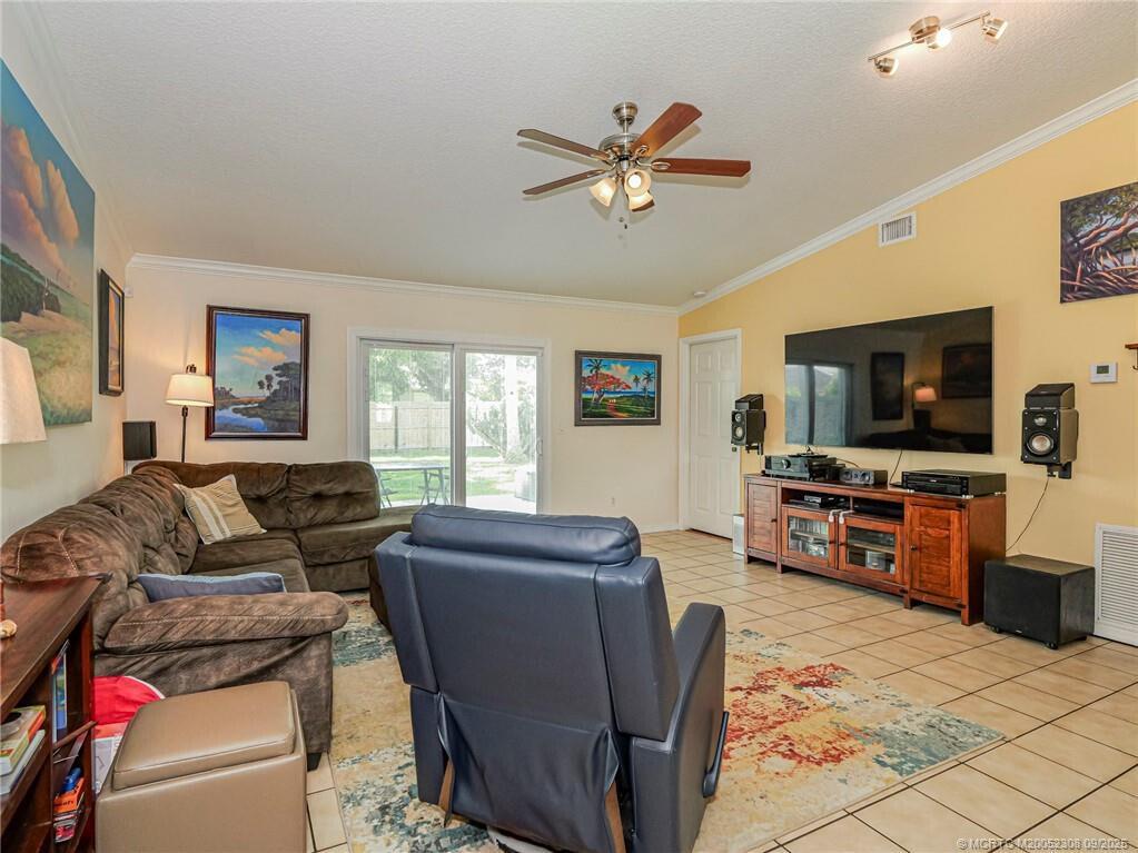 PORT ST LUCIE SECTION 14 - Residential