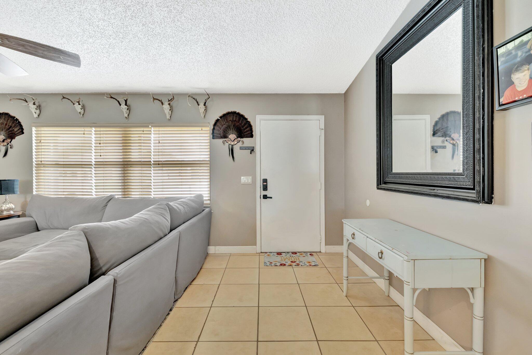 1234 SE Petunia Avenue, Port St Lucie, FL, 34952/$389,000 4 1234 SE Petunia Avenue