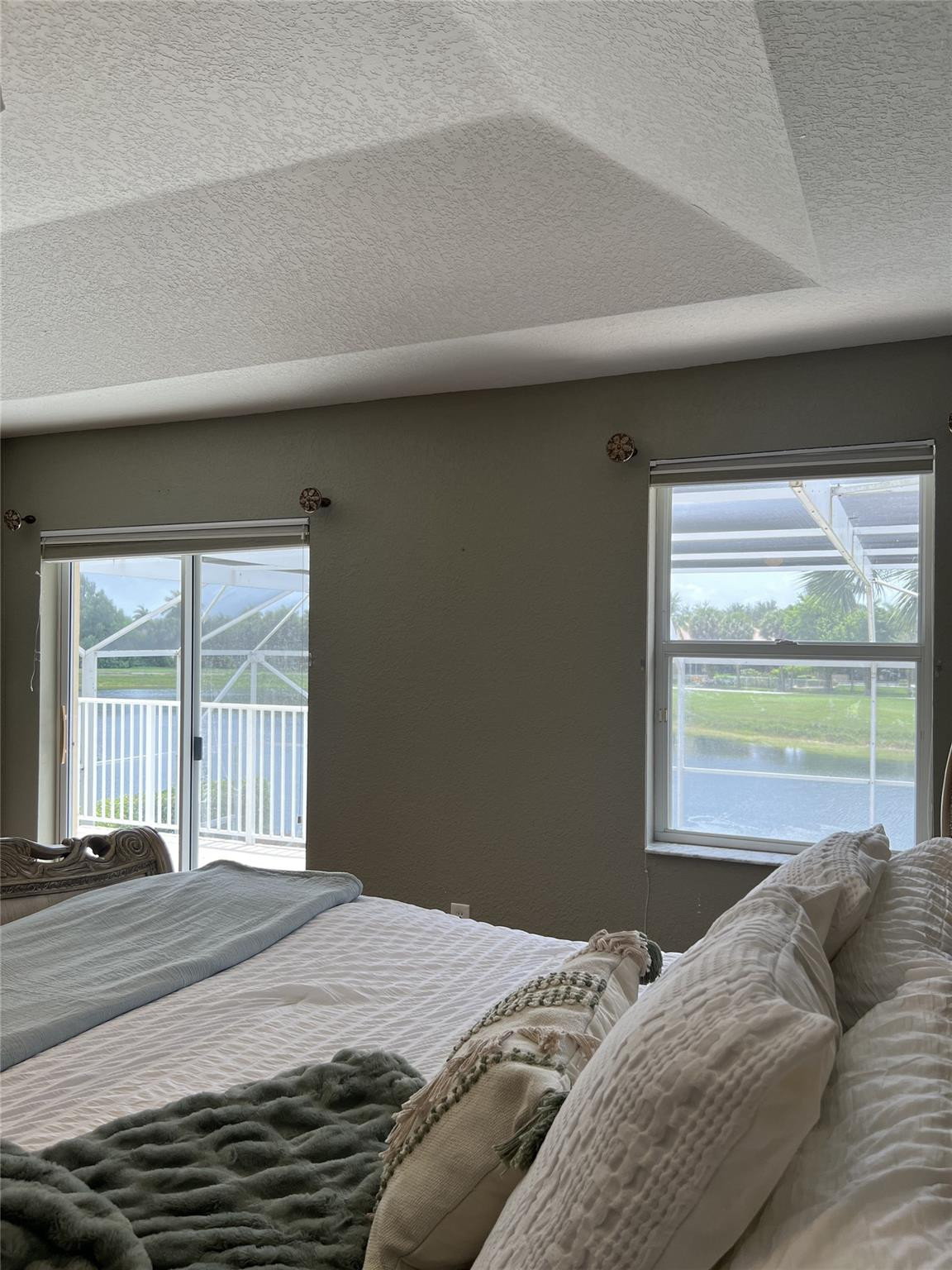 Grove Place 157-10 B - Residential