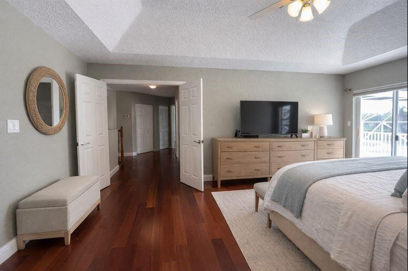 Grove Place 157-10 B - Residential