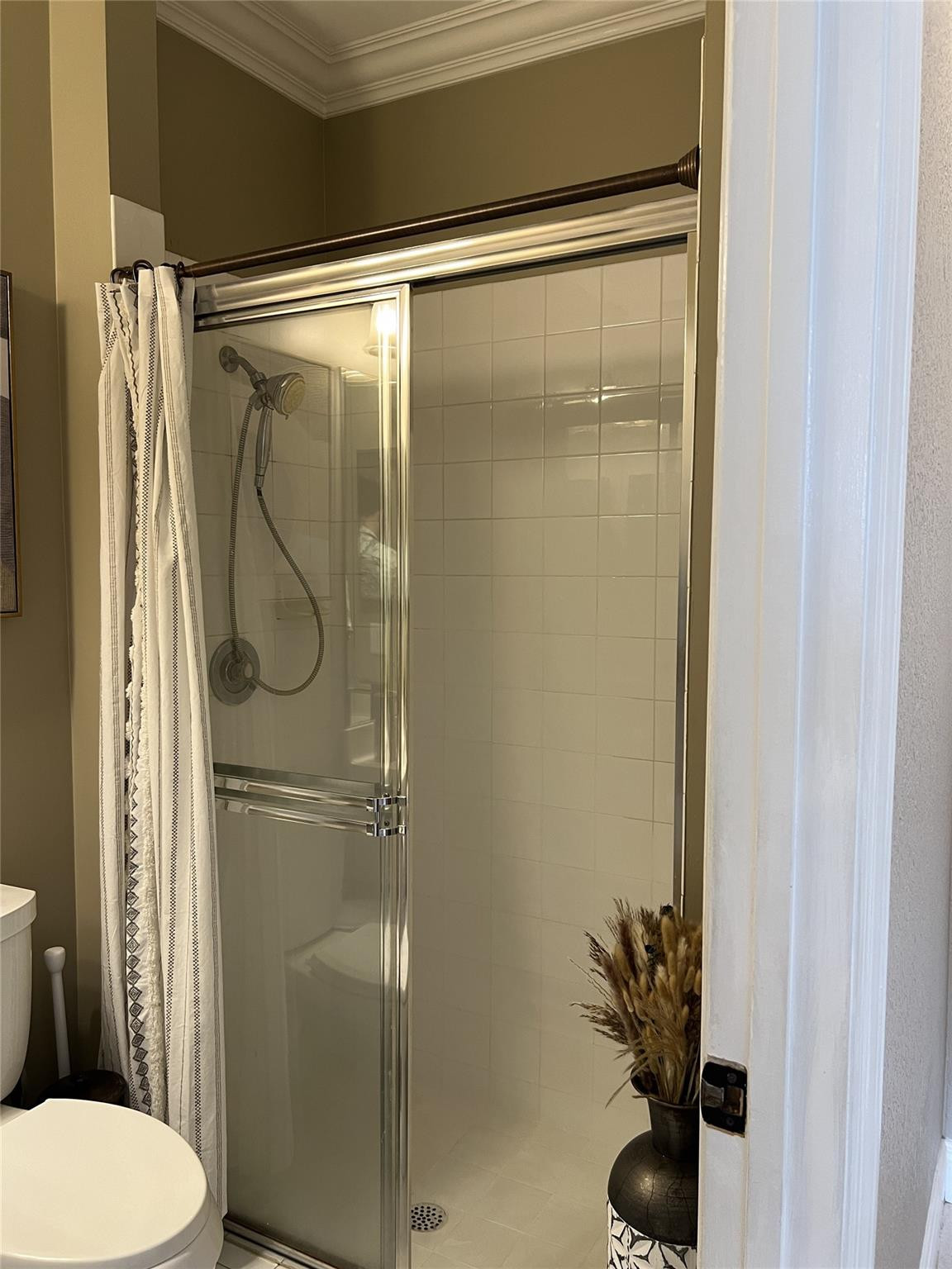 Grove Place 157-10 B - Residential