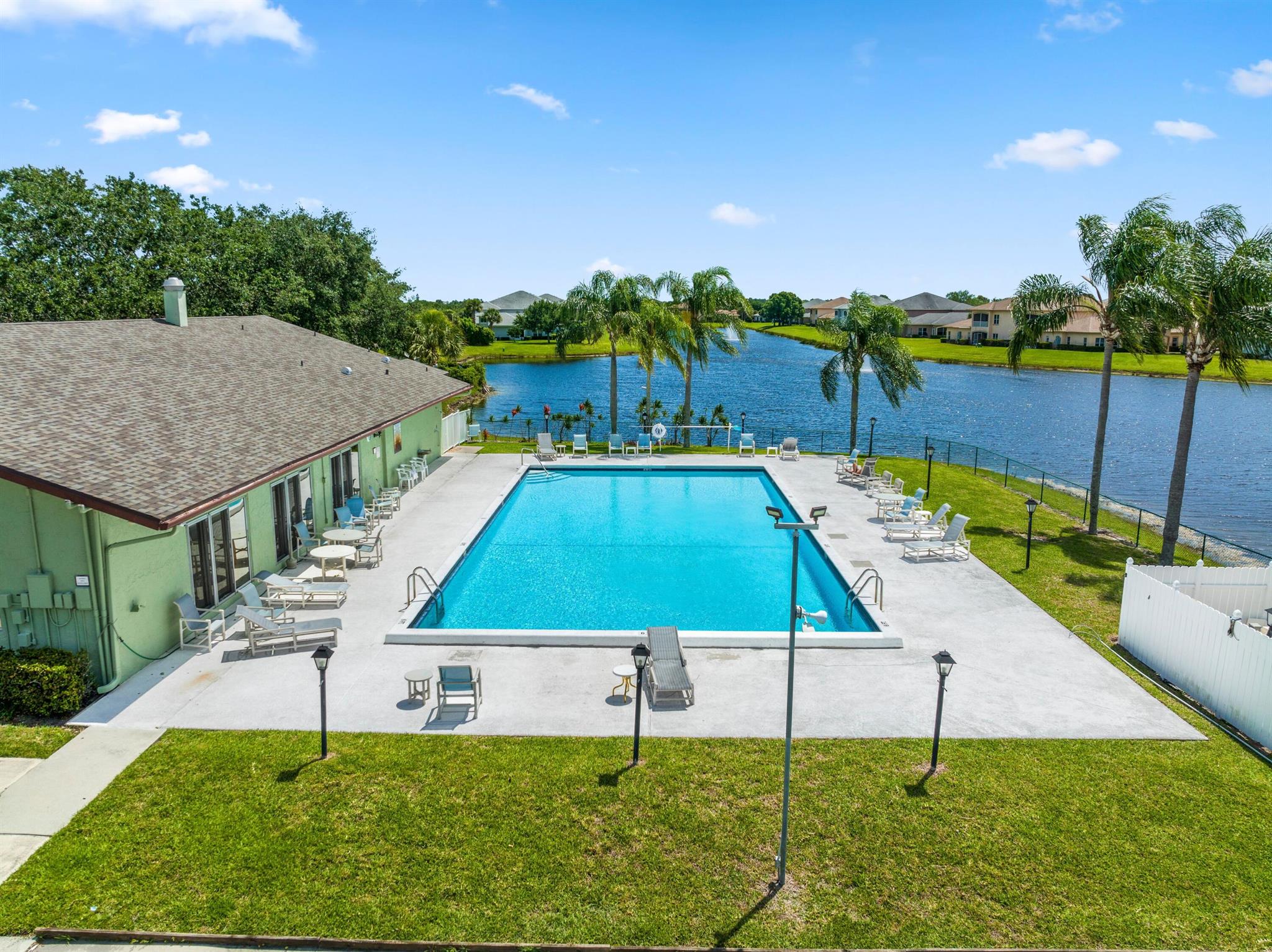 SAVANNAHS CONDOMINIUM - S - Residential