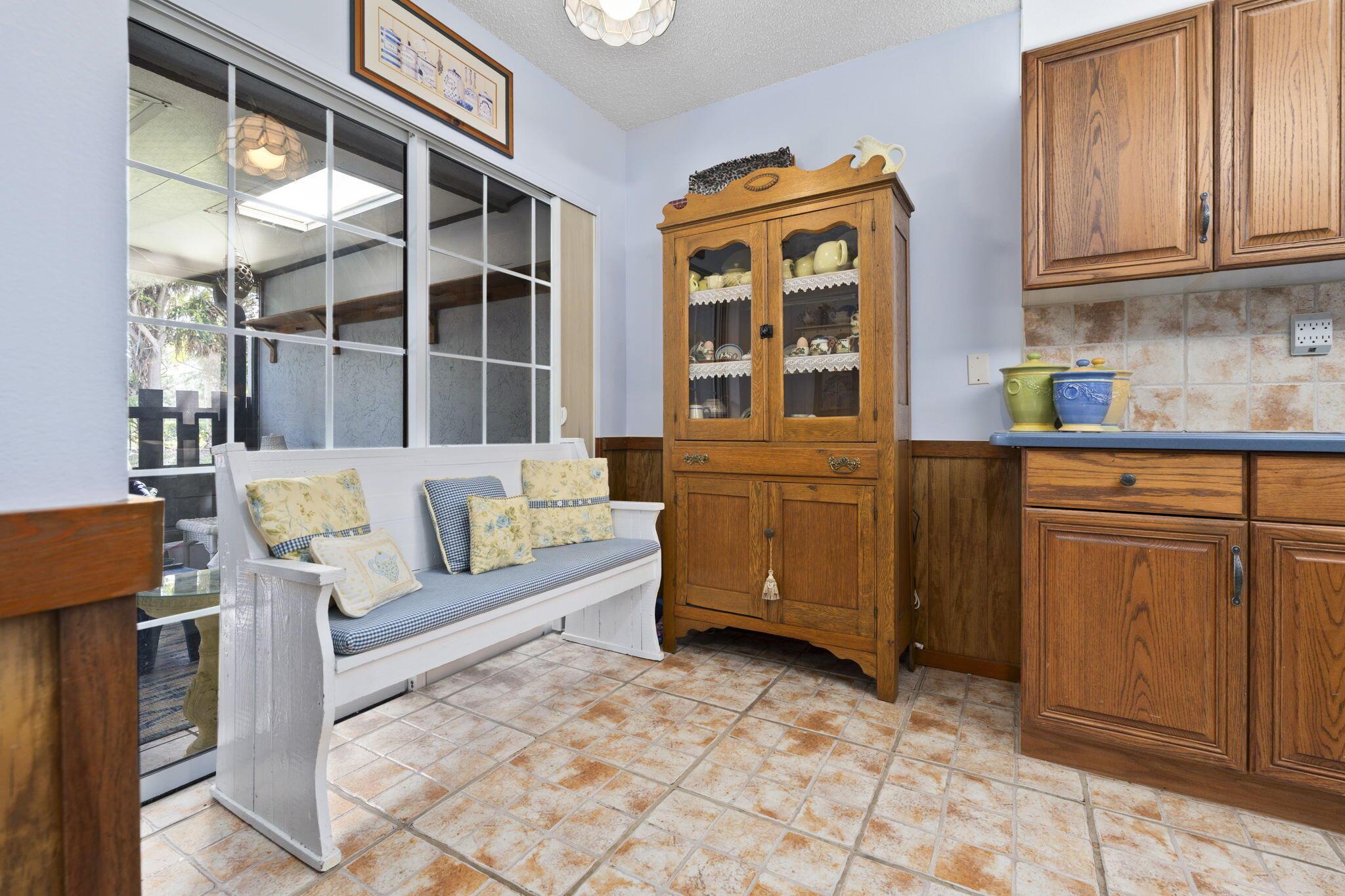 SAVANNAHS CONDOMINIUM - S - Residential