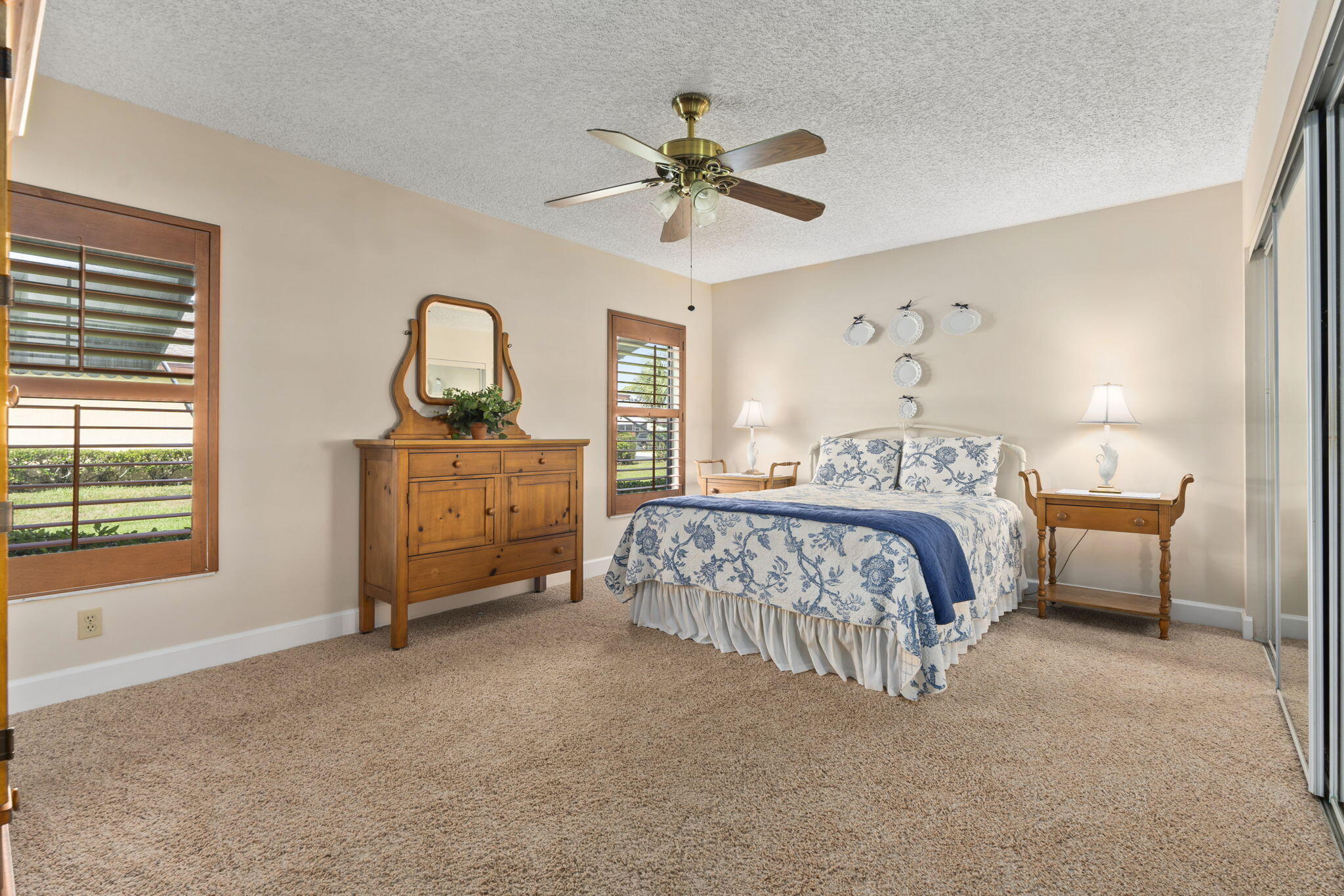 SAVANNAHS CONDOMINIUM - SECTION 1 - Residential