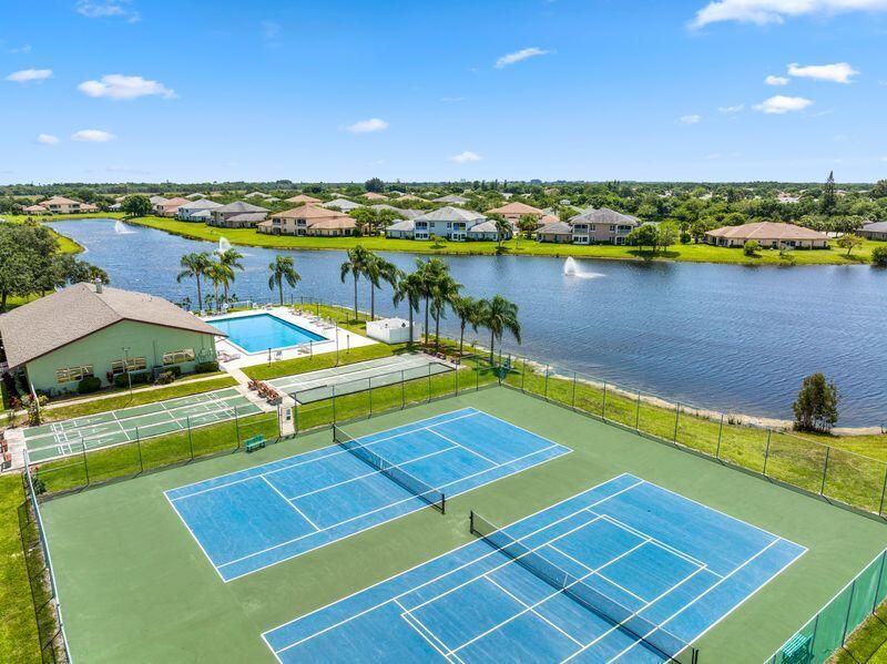 SAVANNAHS CONDOMINIUM - S - Residential