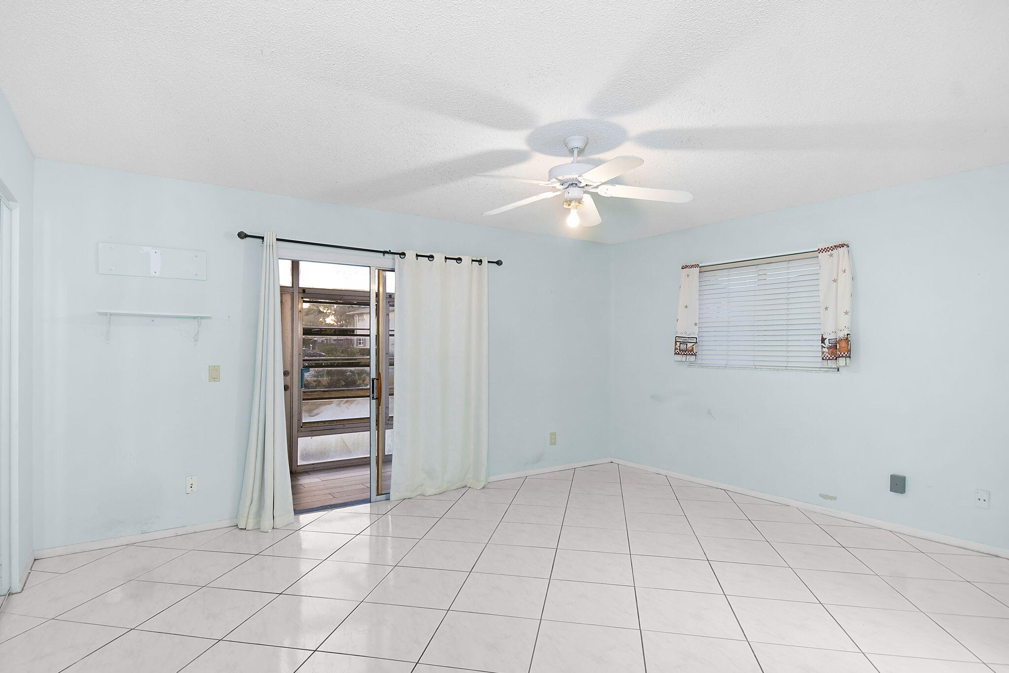 VISTA ST LUCIE - Residential