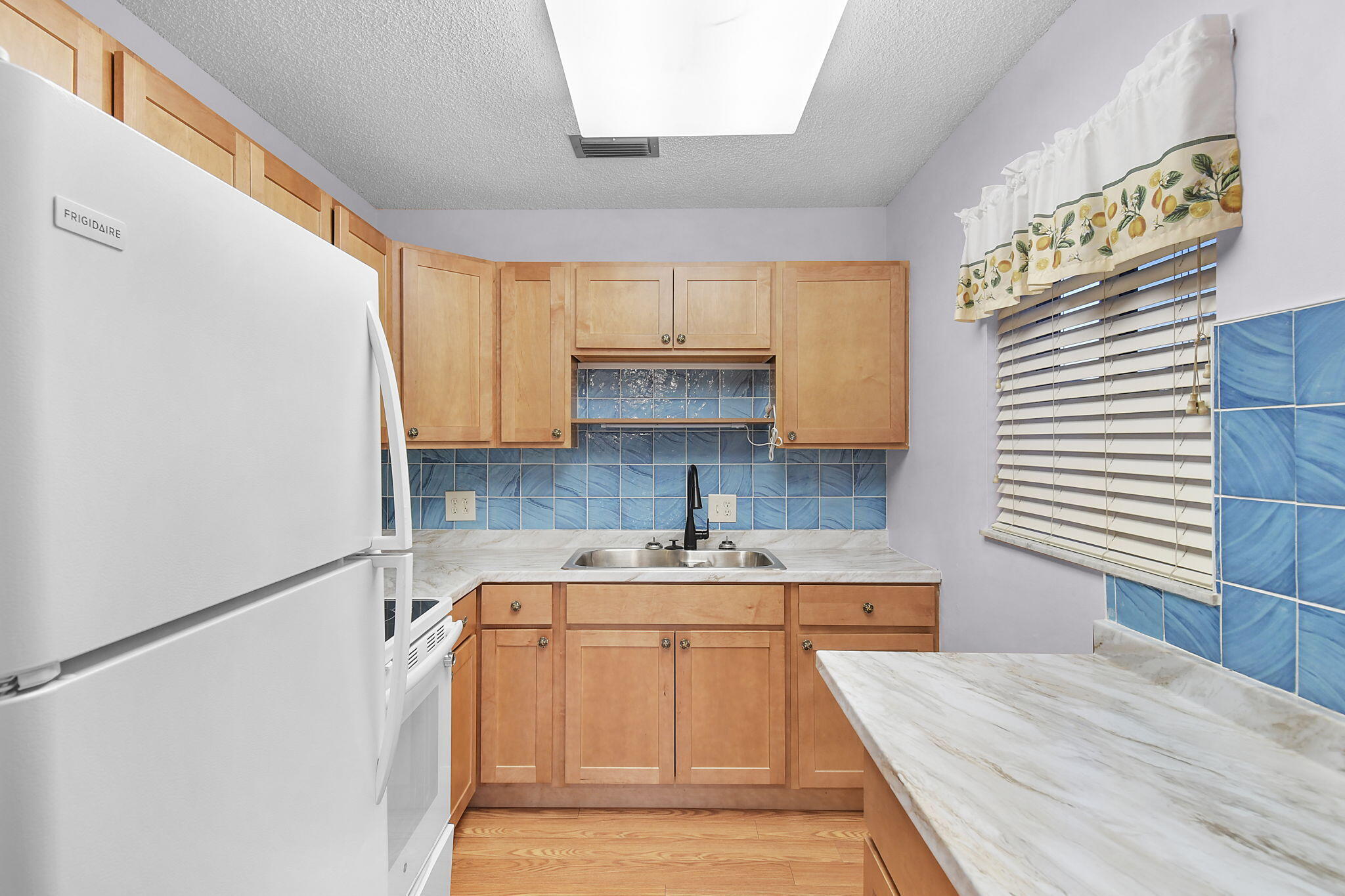 VISTA ST LUCIE - Residential