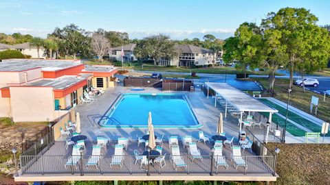 17 Lake Vista Trail 105 Port St Lucie FL 34952