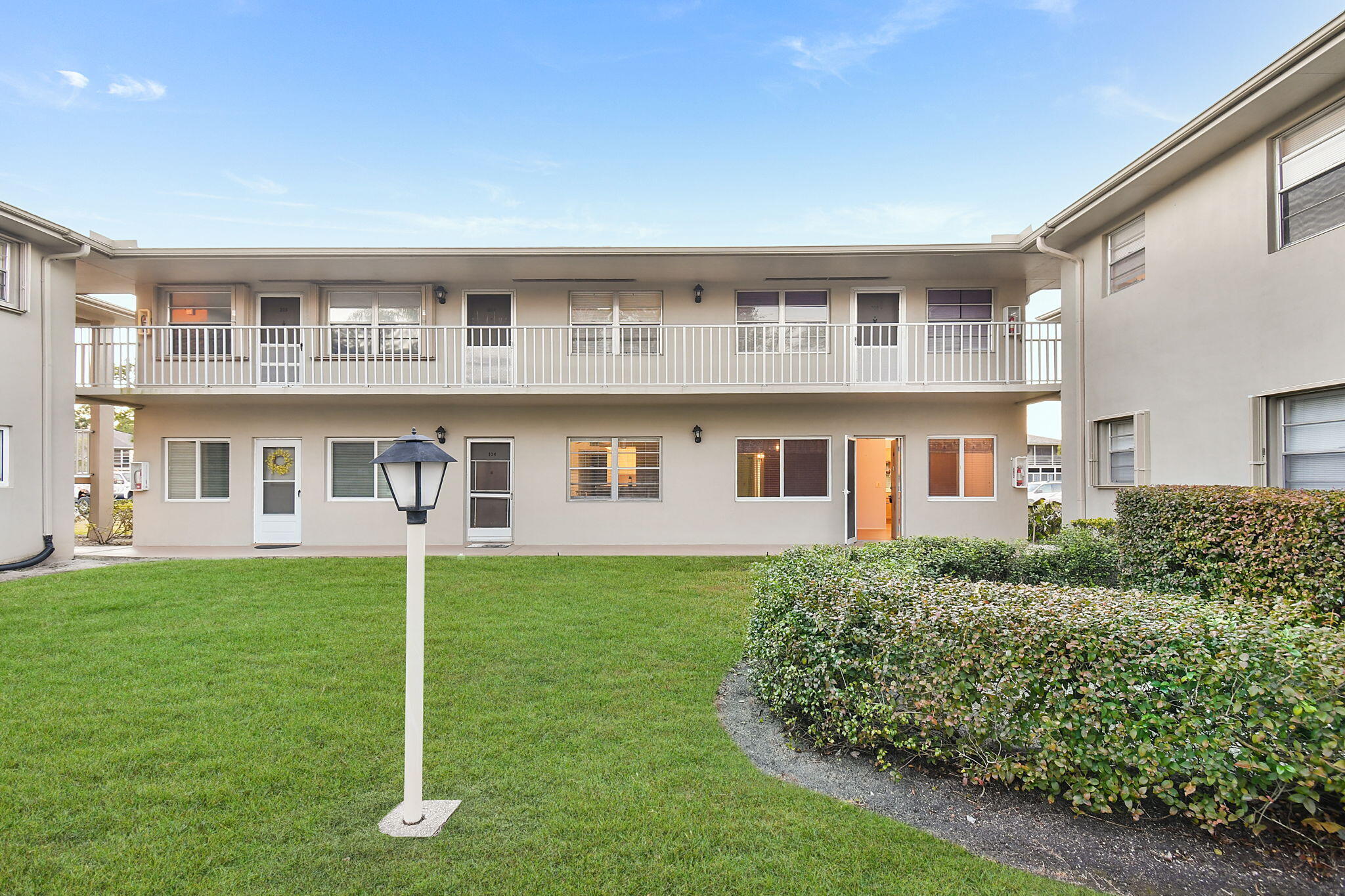 VISTA ST LUCIE - Residential