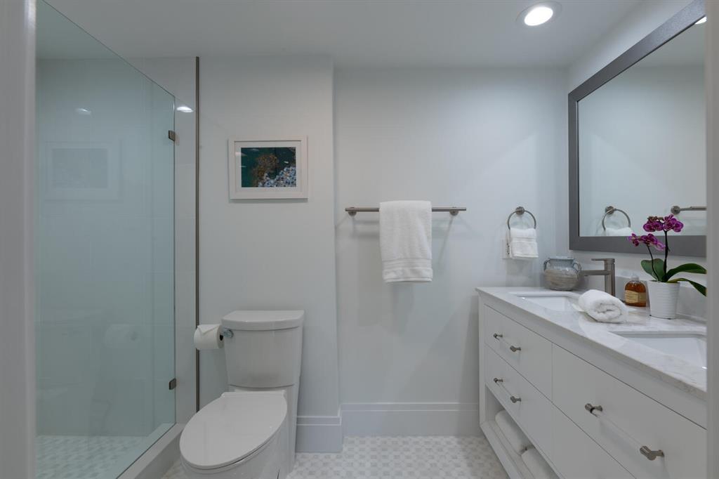 OCEAN TOWERS NORTH CONDO - Residential