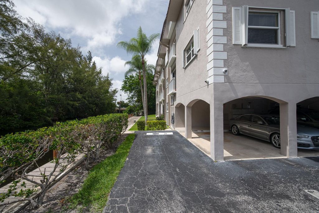 Photo of 5951 NE 14th Ln #308N, Fort Lauderdale, FL 33334 (MLS # F10522650)