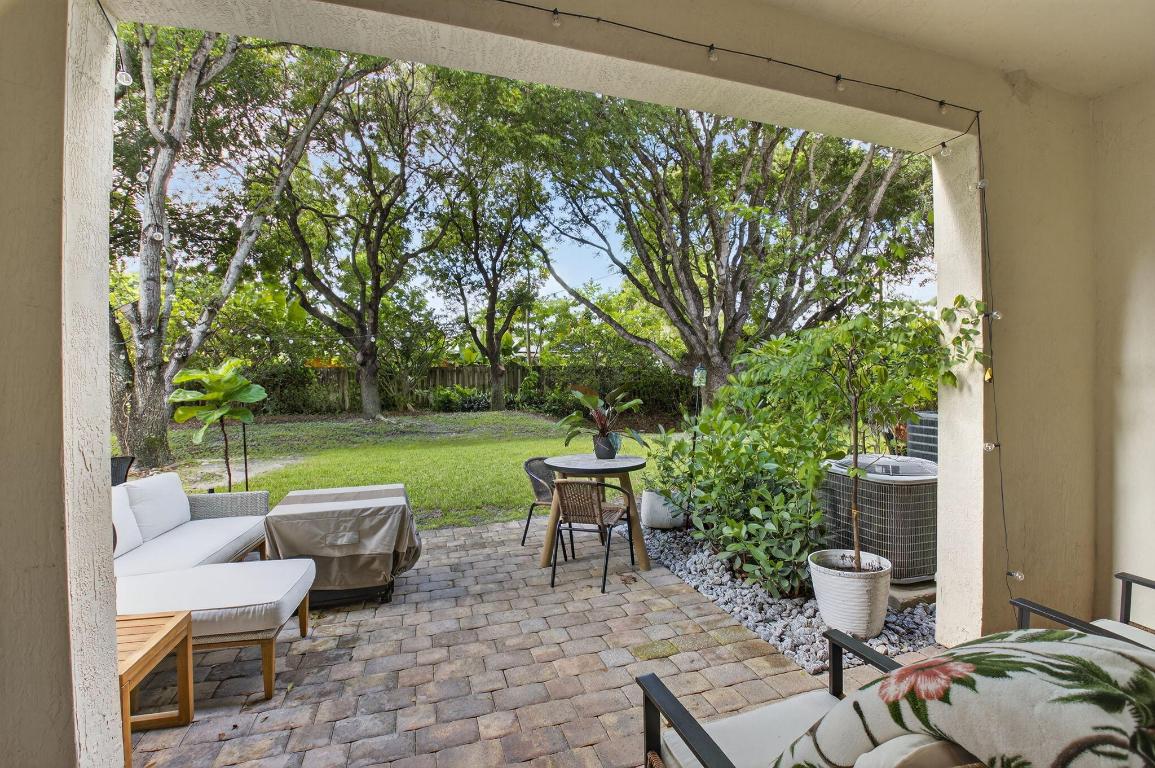 GULFSTREAM VILLAS AT HERITAGE LANDINGS - Residential