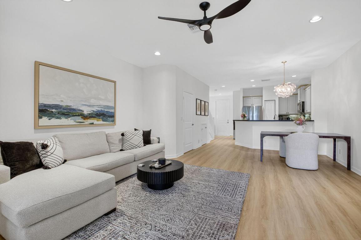 GULFSTREAM VILLAS AT HERITAGE LANDINGS - Residential