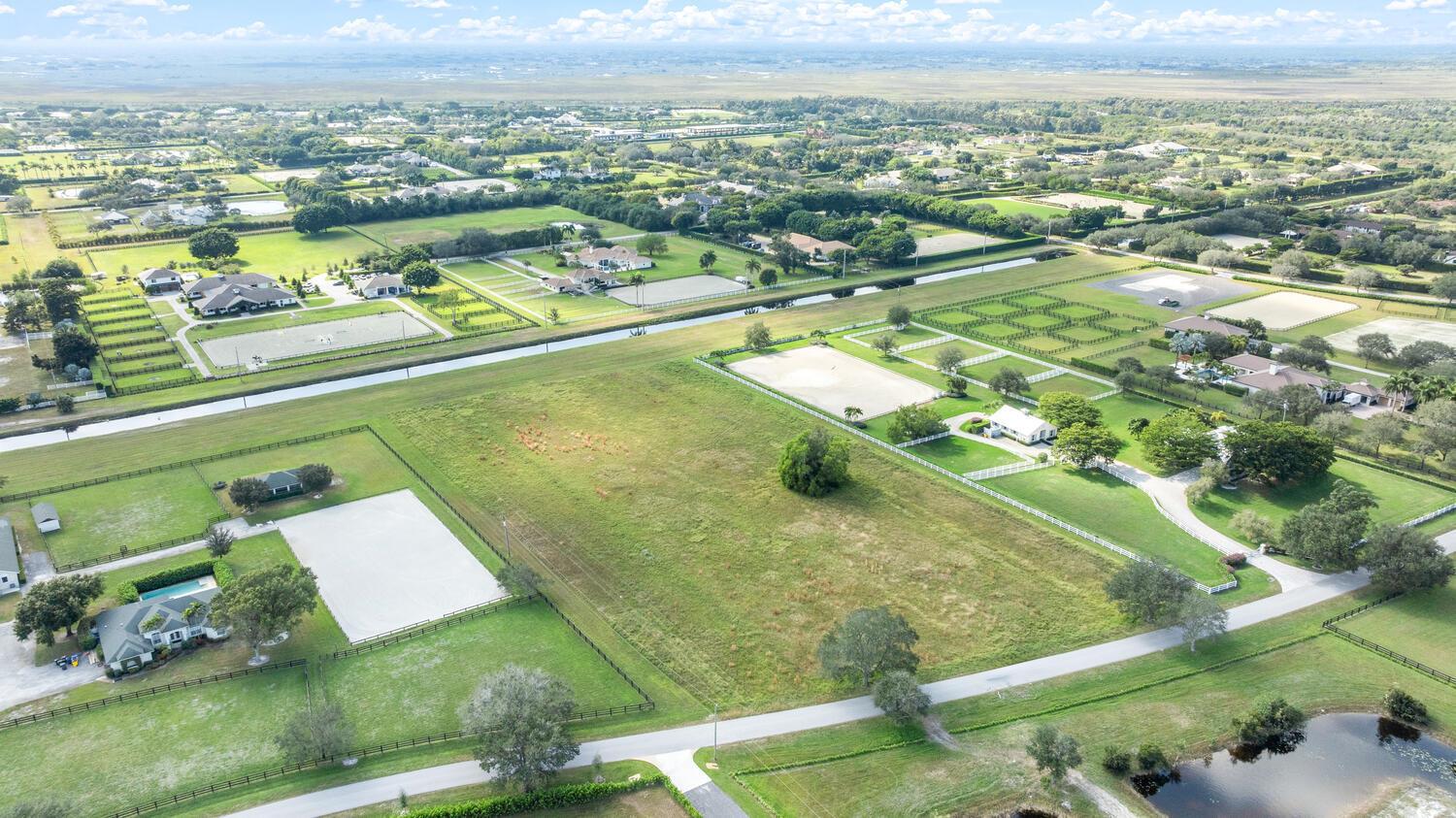 15384 Sunnyland Lane