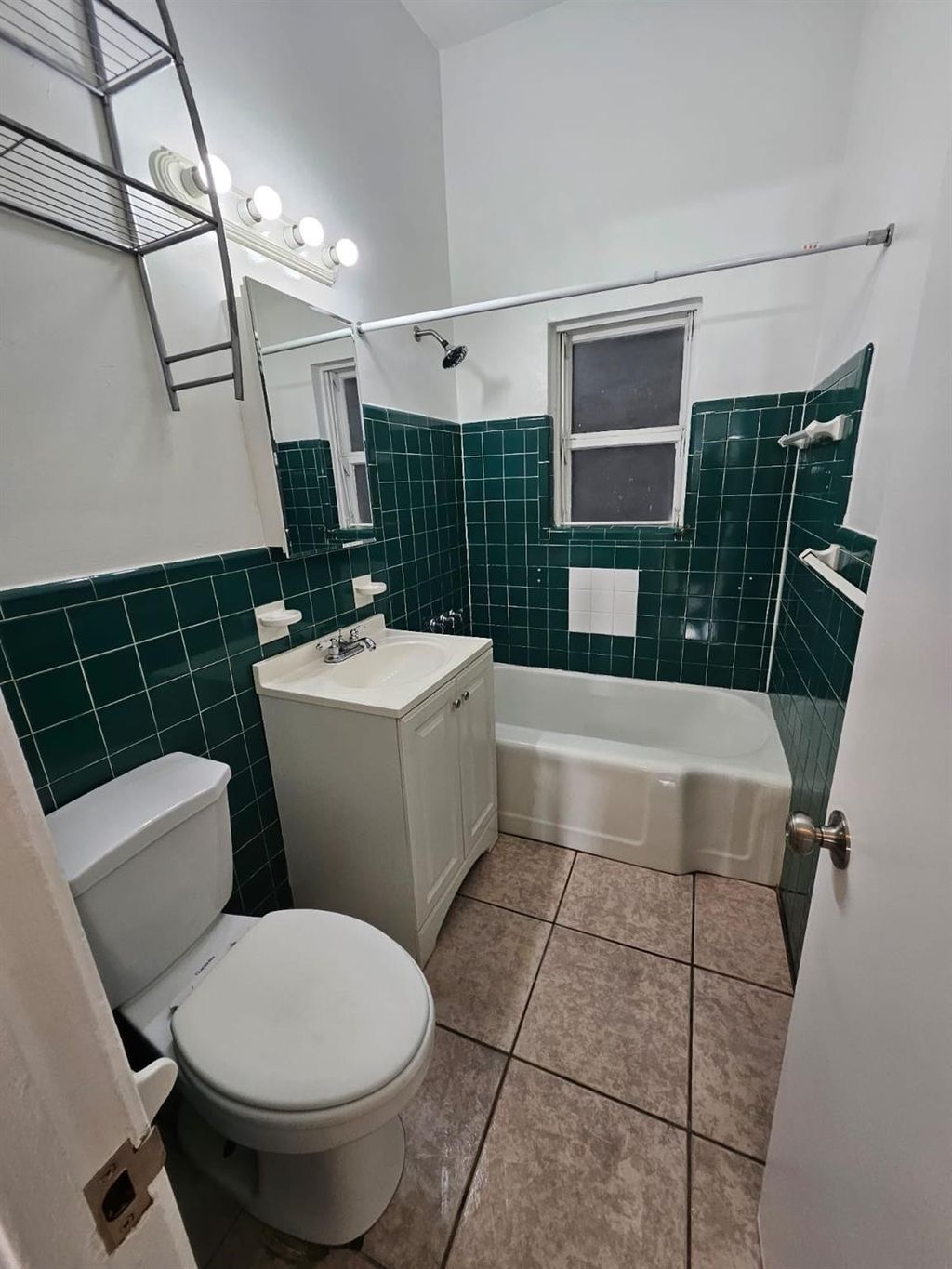 Photo of 1100 NE 12th Avenue #4, Fort Lauderdale, FL 33304 (MLS # F10504784)