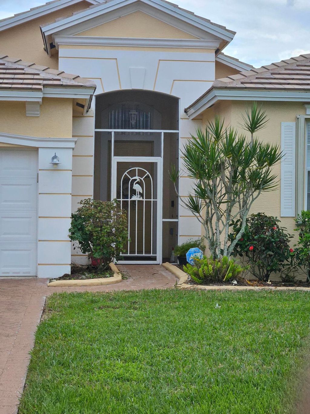 Photo of 397 SW Lakeforest Way N, Port Saint Lucie, FL 34986 (MLS # R11146964)