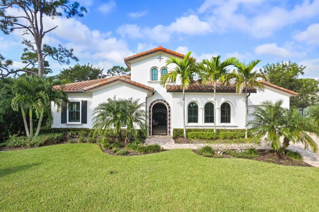 Photo of 13328 NW Baywood Place, Palm City, FL 34990 (MLS # R10933899)