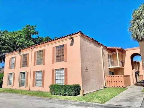 7230 Fairway Dr Unit F8, Miami Lakes, FL MLS: F10489201