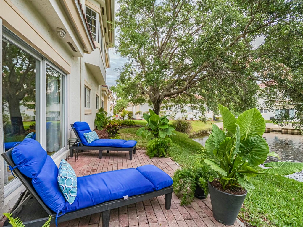 Photo of 536 7TH Square #103, Vero Beach, FL 32962 (MLS # B26074396)