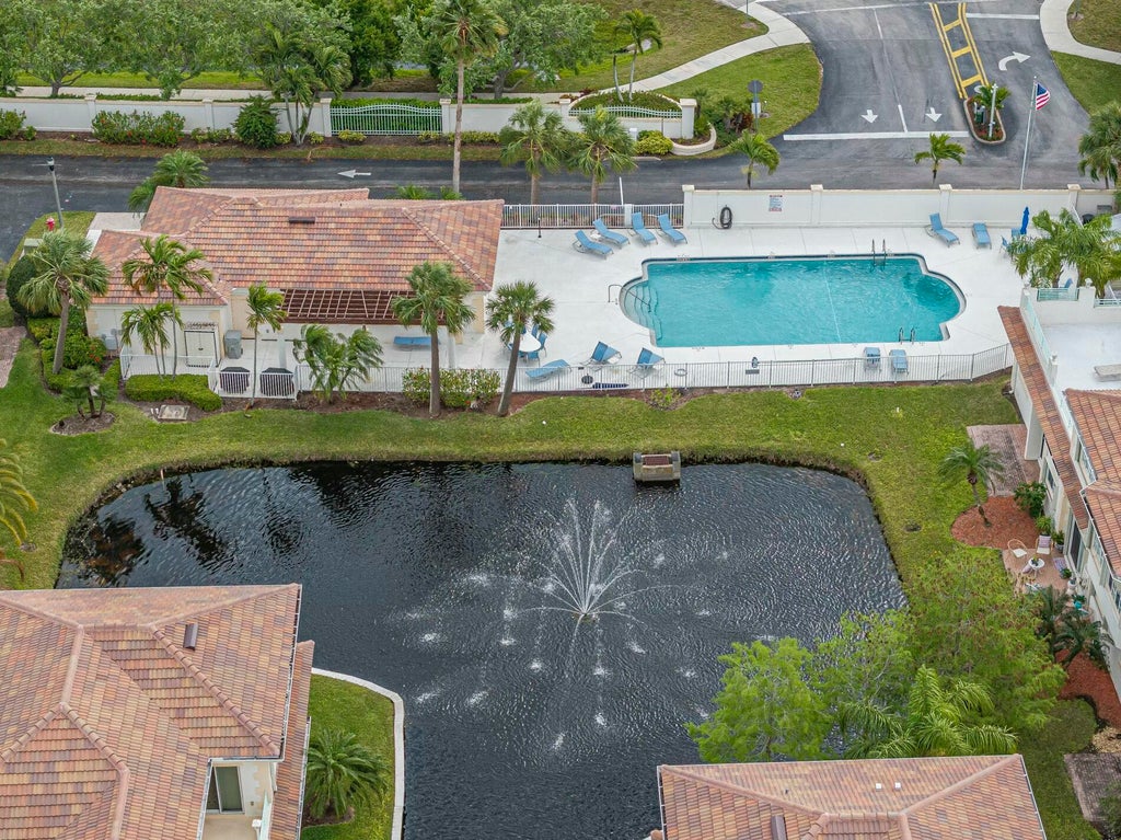 Photo of 536 7TH Square #103, Vero Beach, FL 32962 (MLS # B26074396)