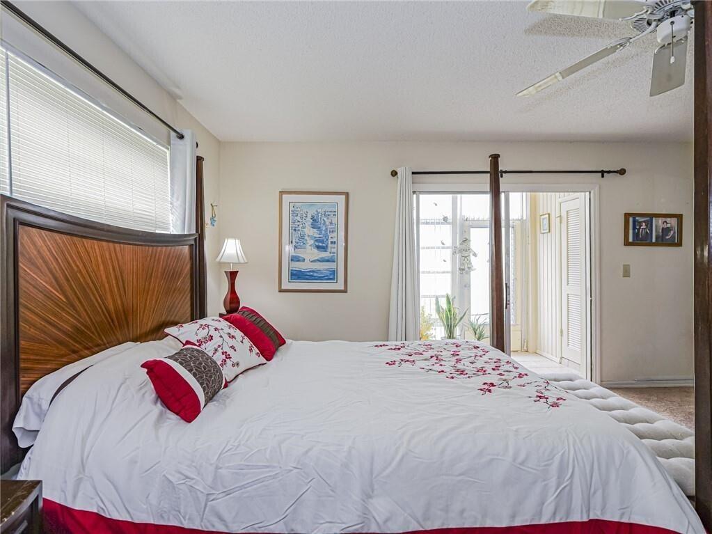 VISTA ROYALE - Residential