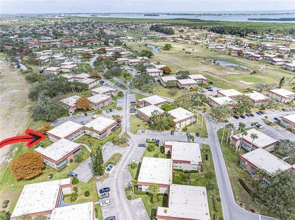 VISTA ROYALE - Residential