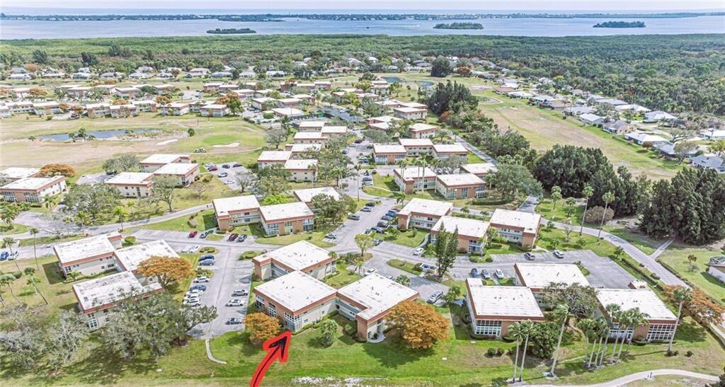 VISTA ROYALE - Residential