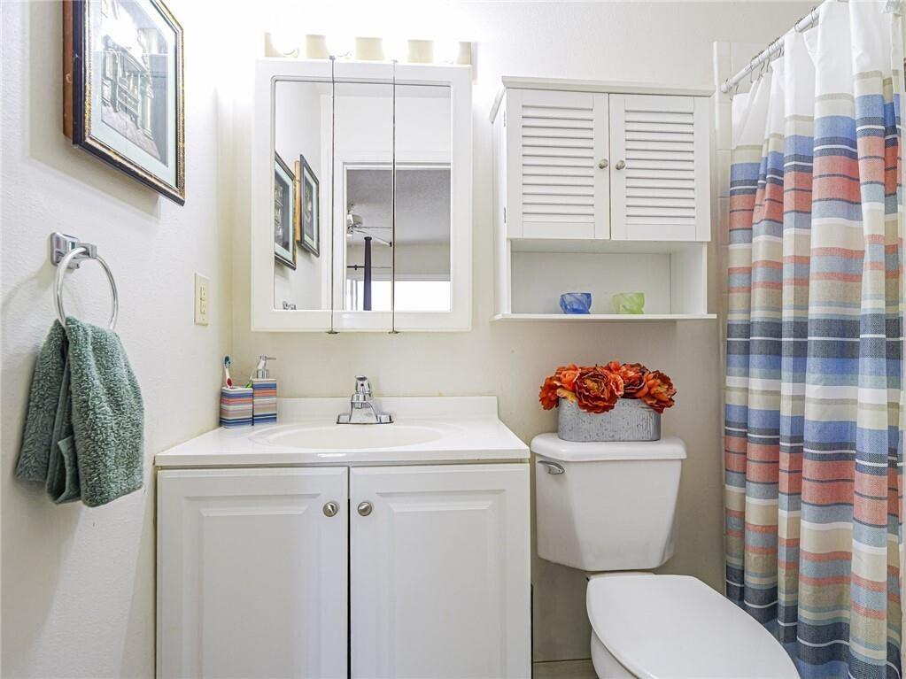 VISTA ROYALE - Residential