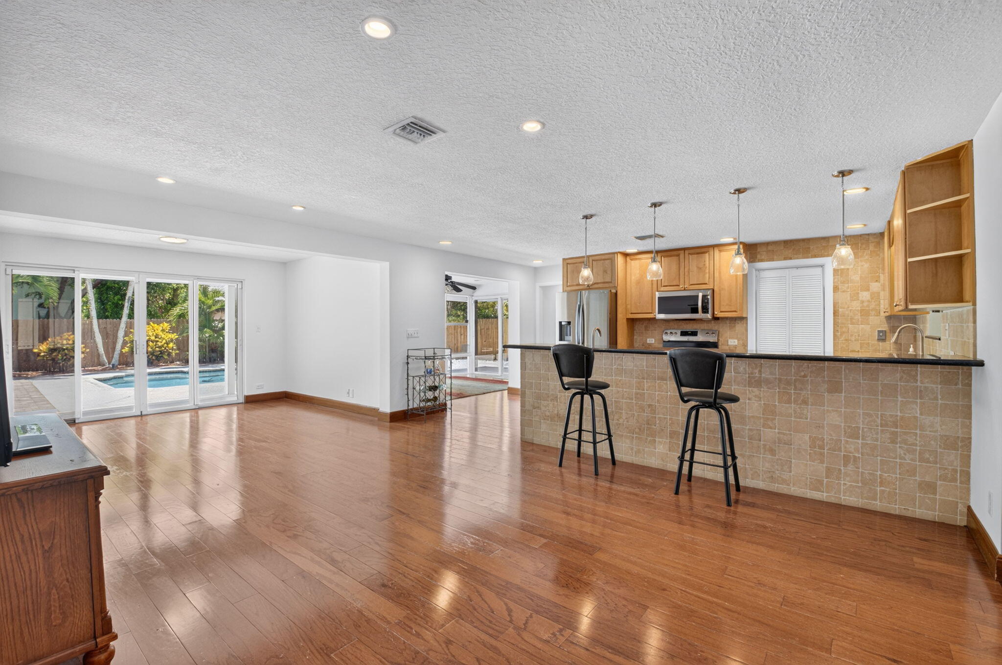 1170 SW 21ST Street