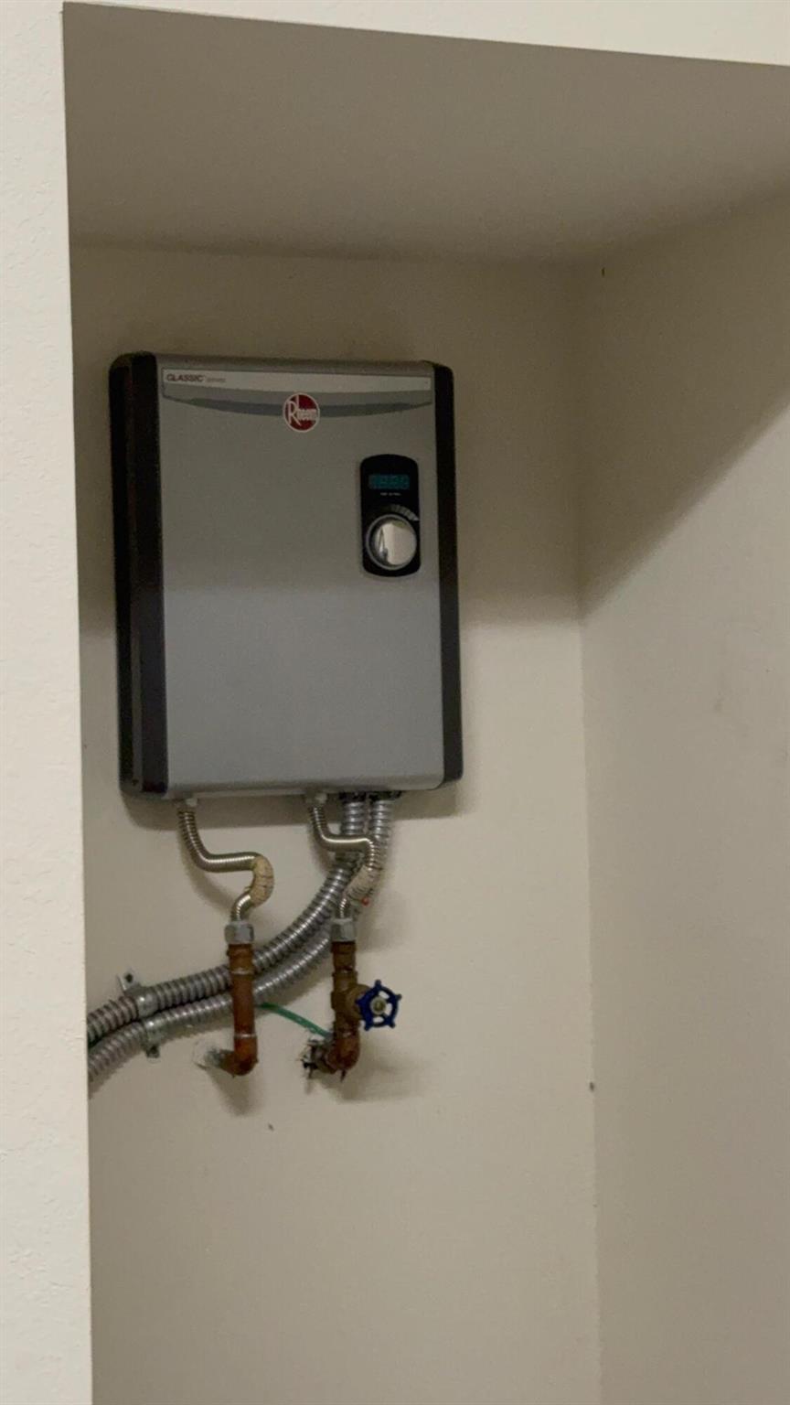 COCO PALM ESTATES - Residential