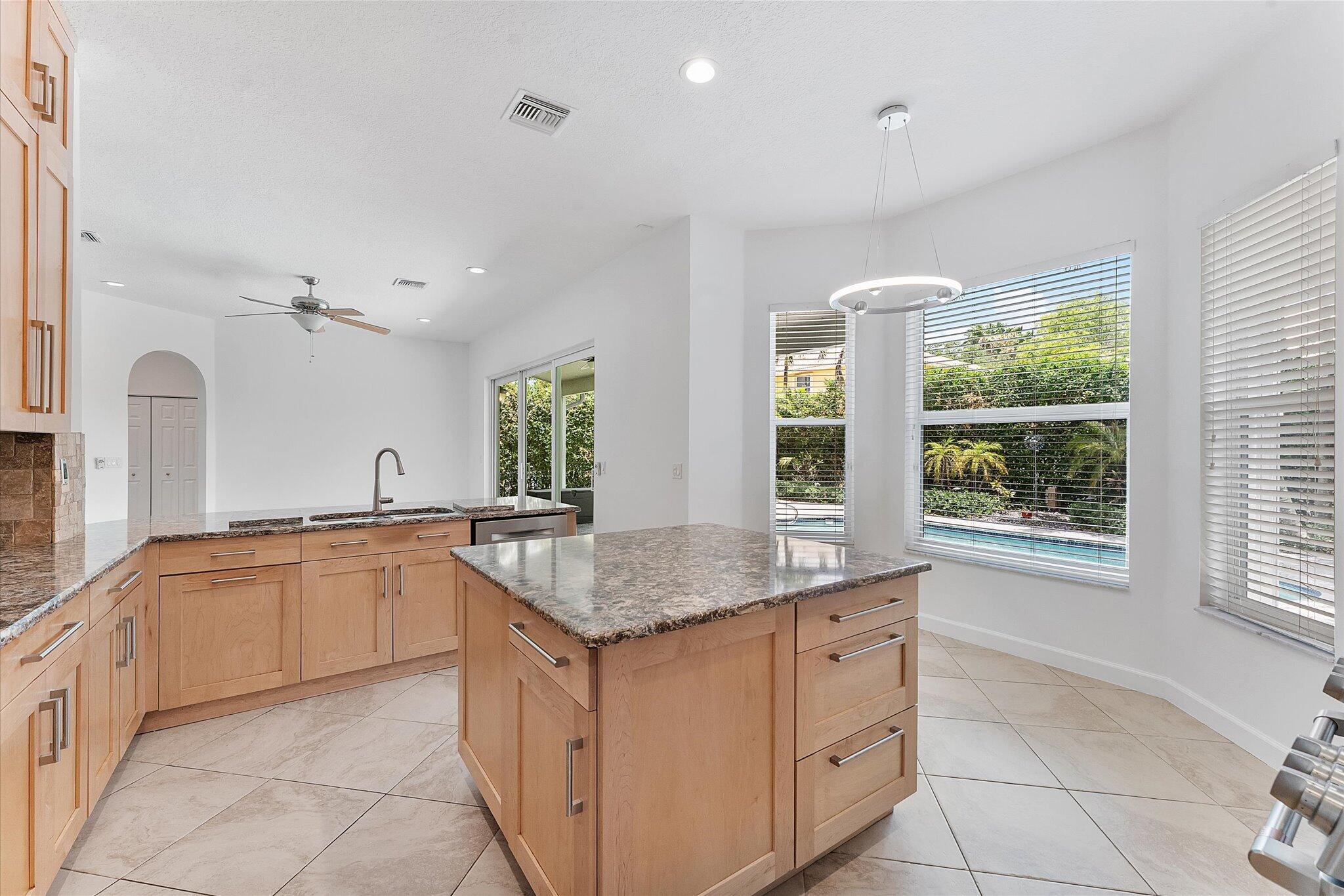 WYNDHAM CIRCLE - Residential