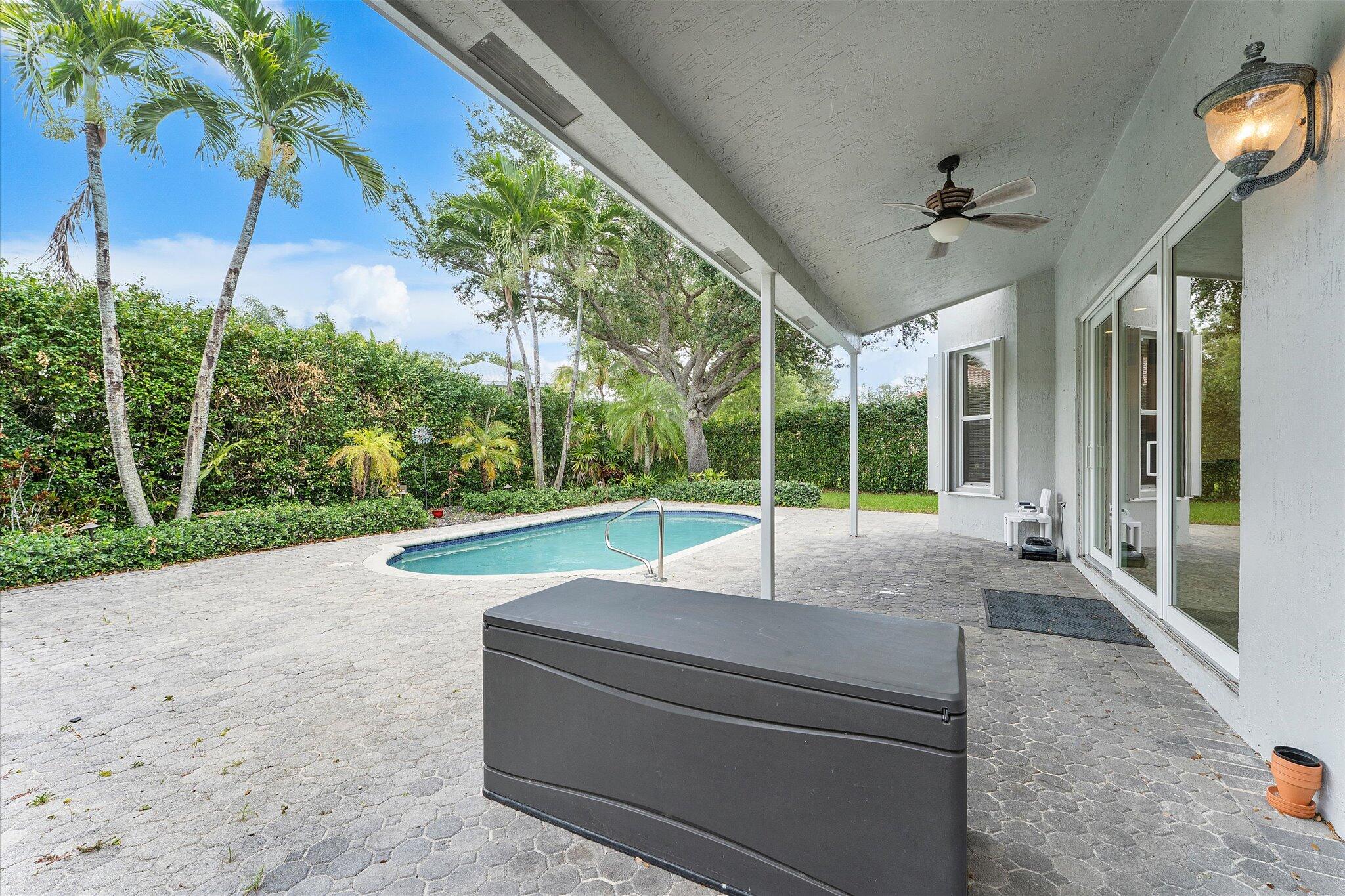 WYNDHAM CIRCLE - Residential