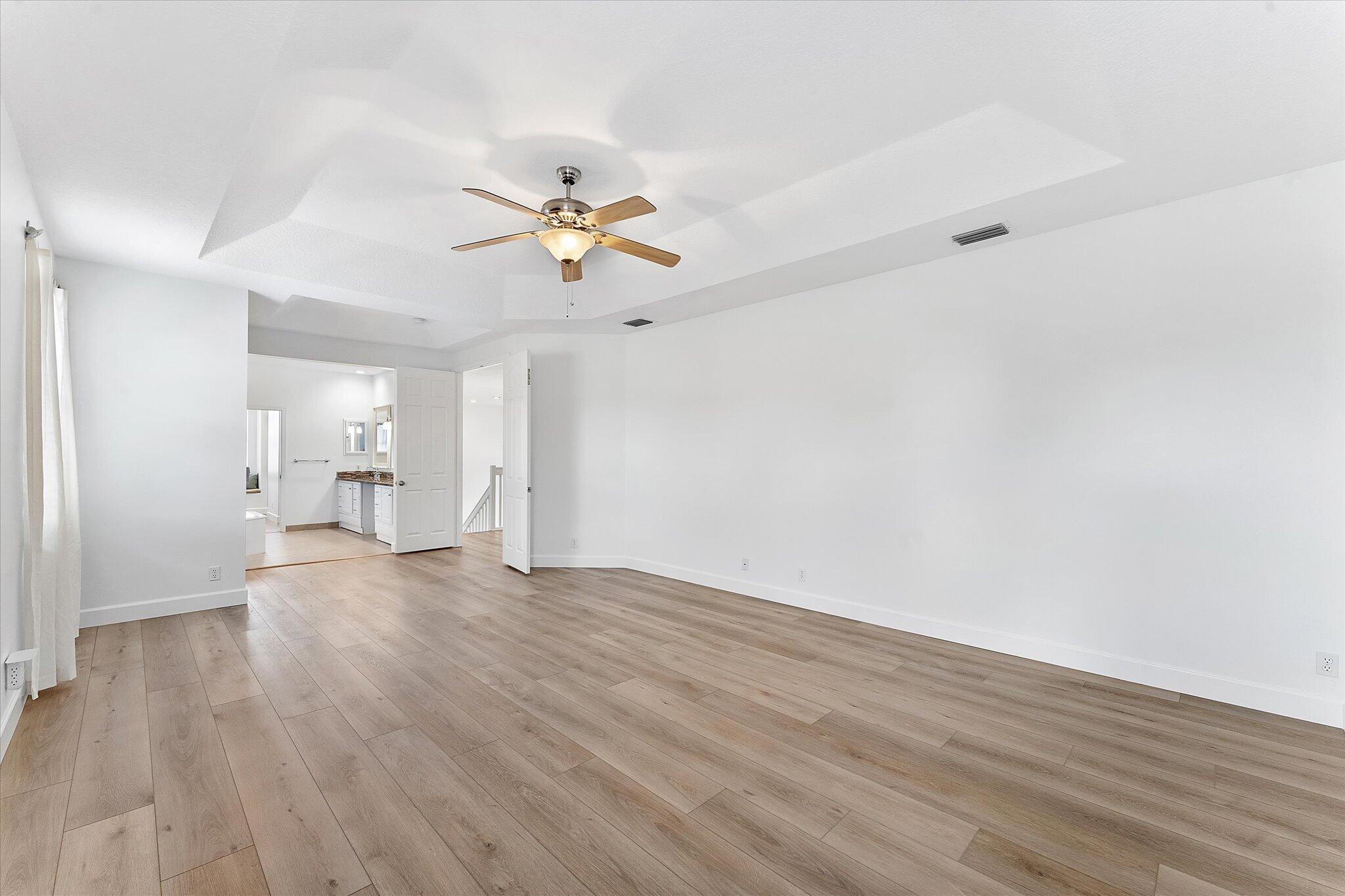 WYNDHAM CIRCLE - Residential