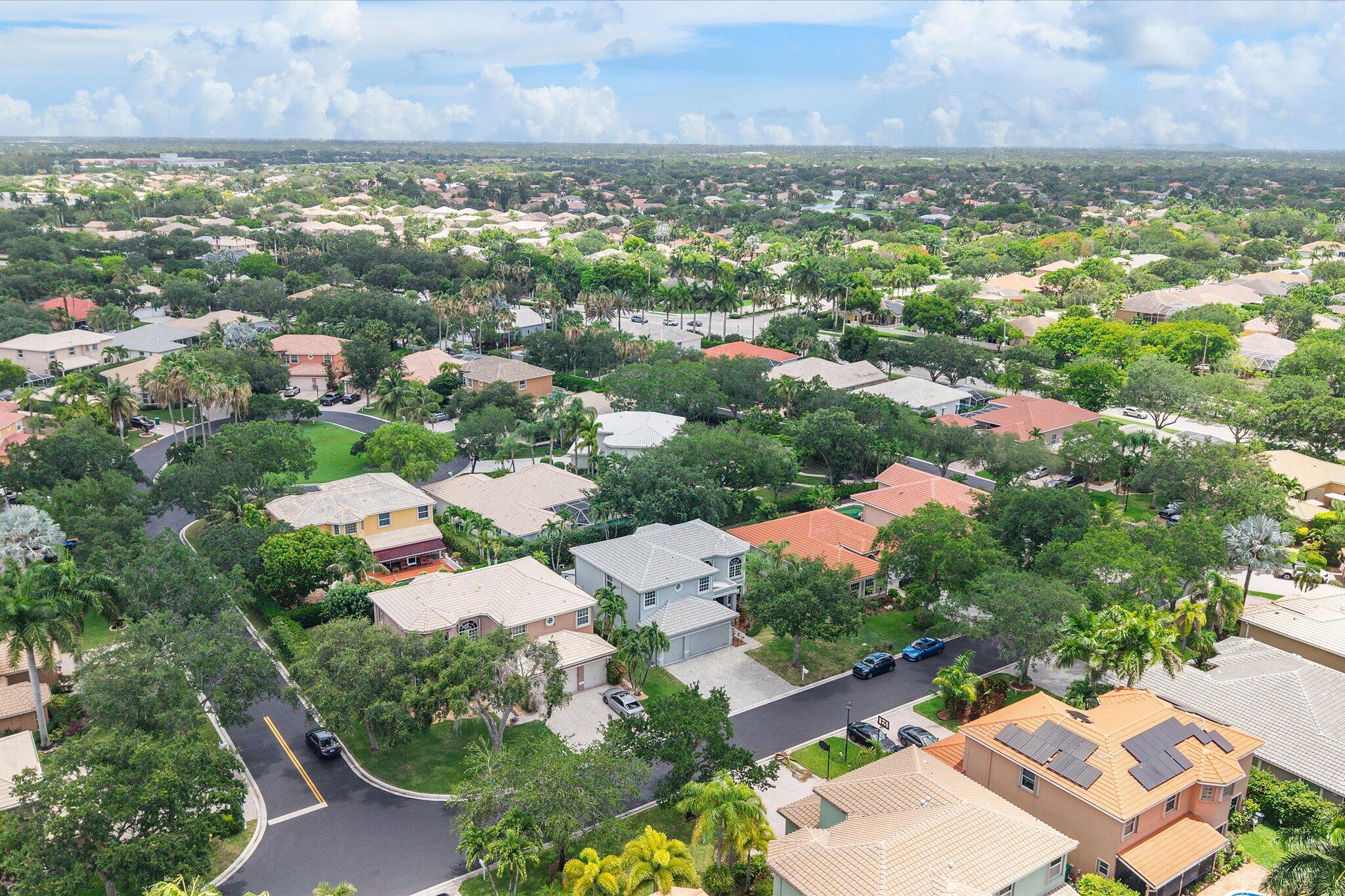 WYNDHAM CIRCLE - Residential