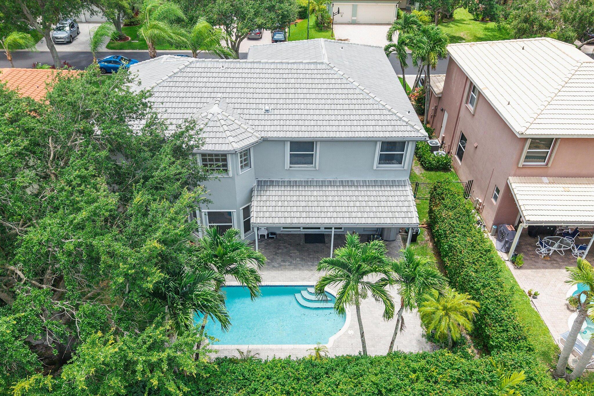 WYNDHAM CIRCLE - Residential
