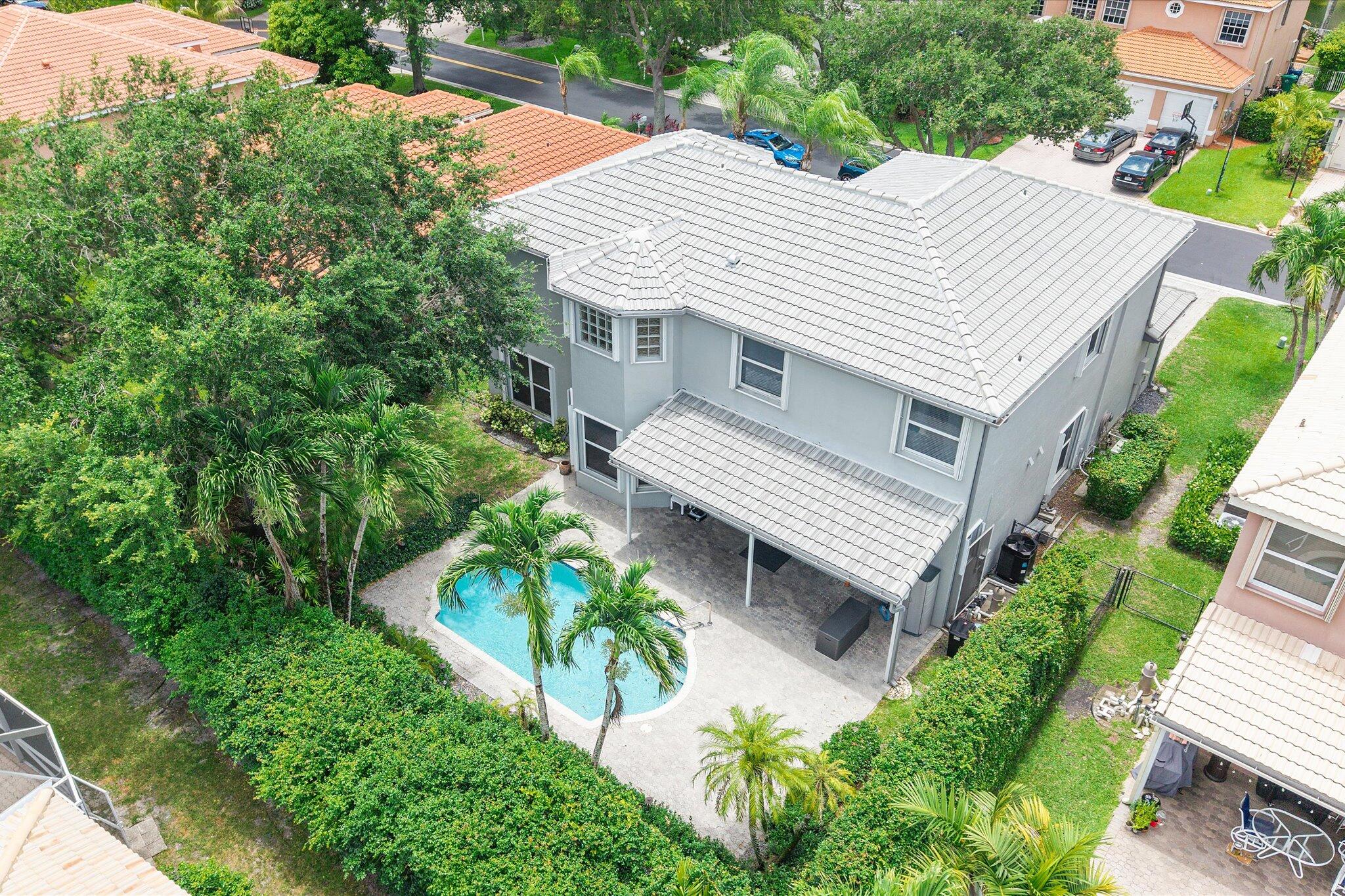 WYNDHAM CIRCLE - Residential