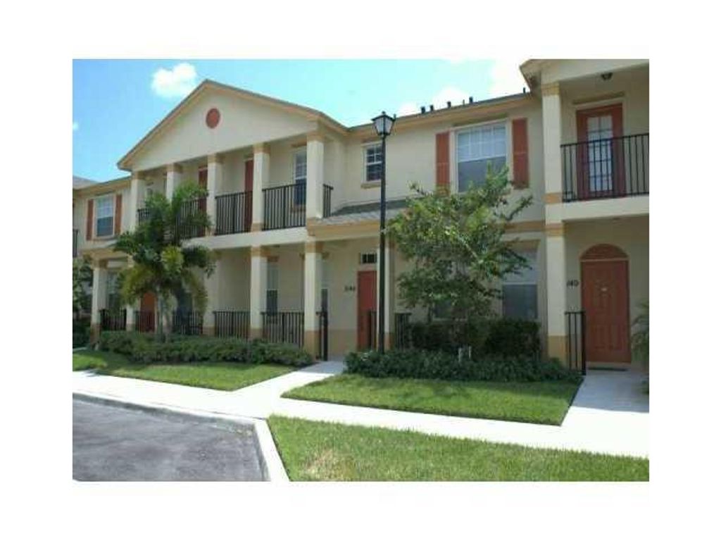 Photo of 2144 SE Fern Park Drive, Port Saint Lucie, FL 34952 (MLS # R10945177)