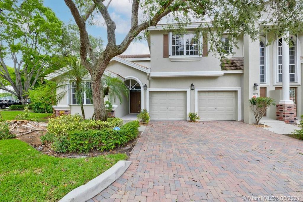 Photo of 12375 NW 10th Drive #B-1, Coral Springs, FL 33071 (MLS # R10730867)