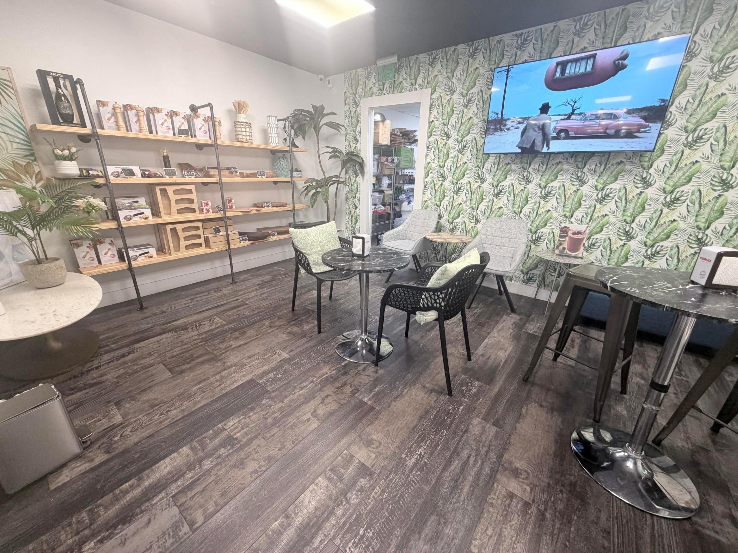 THE PALM BAY YACHT CLUB CONDO - Residential