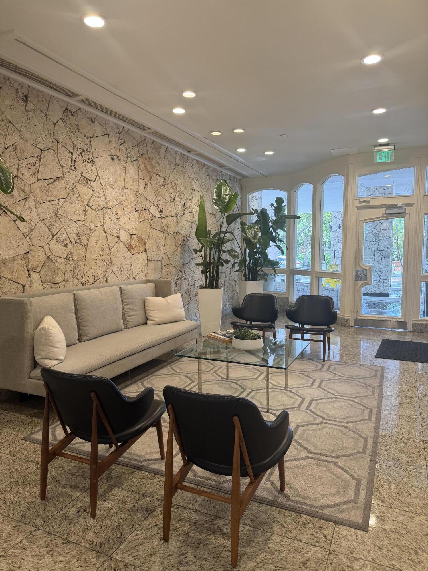 THE PALM BAY YACHT CLUB CONDO - Residential